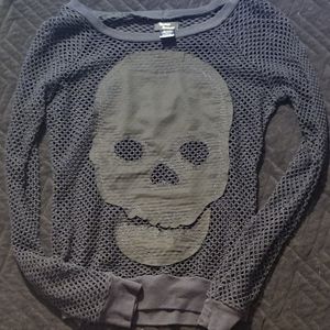 Fishnet juniors skull top